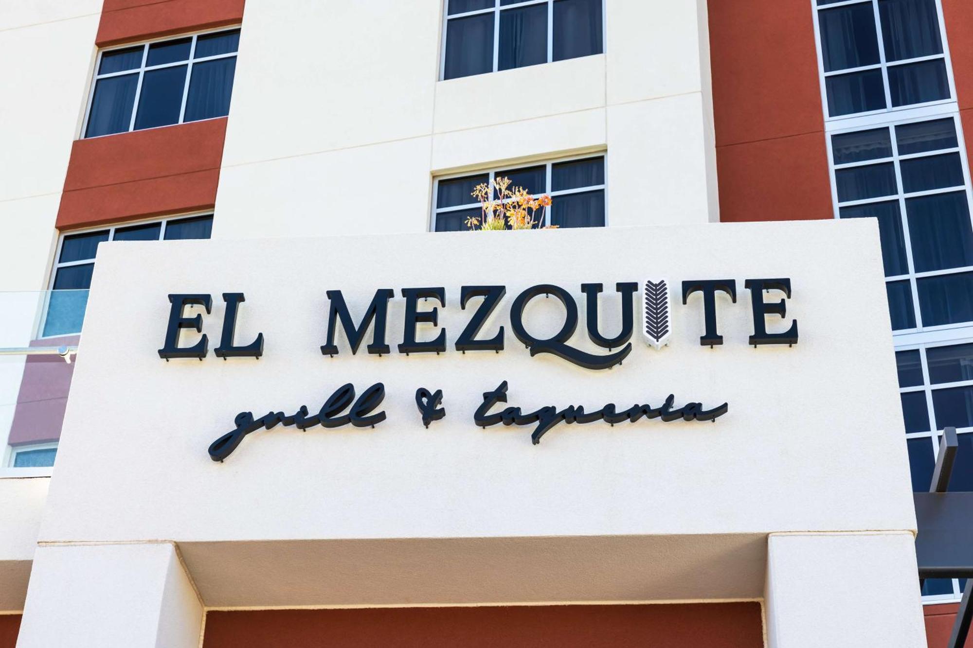 Hotel Doubletree By Hilton Tucson Downtown Convention Center Exterior foto