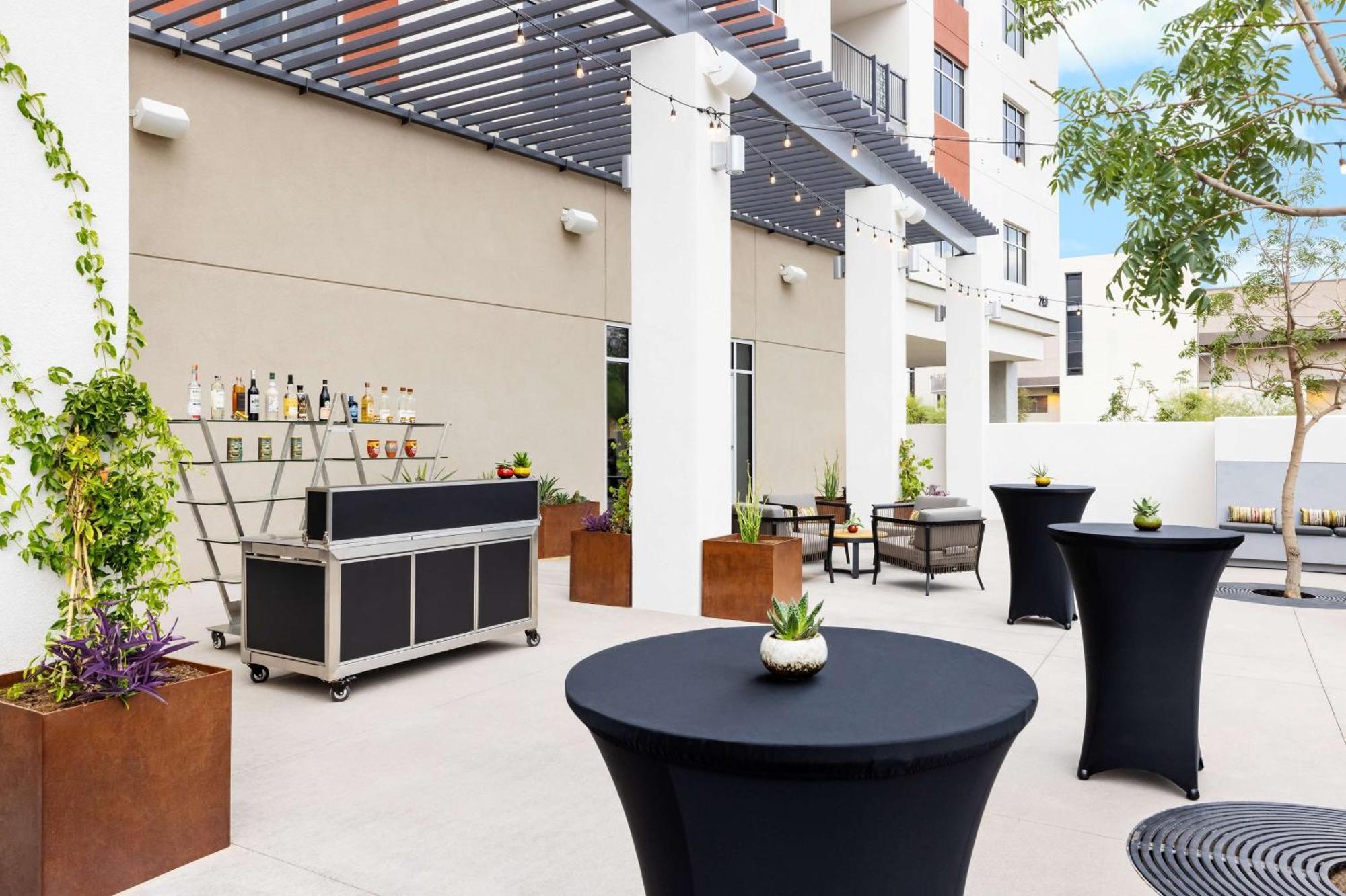 Hotel Doubletree By Hilton Tucson Downtown Convention Center Exterior foto